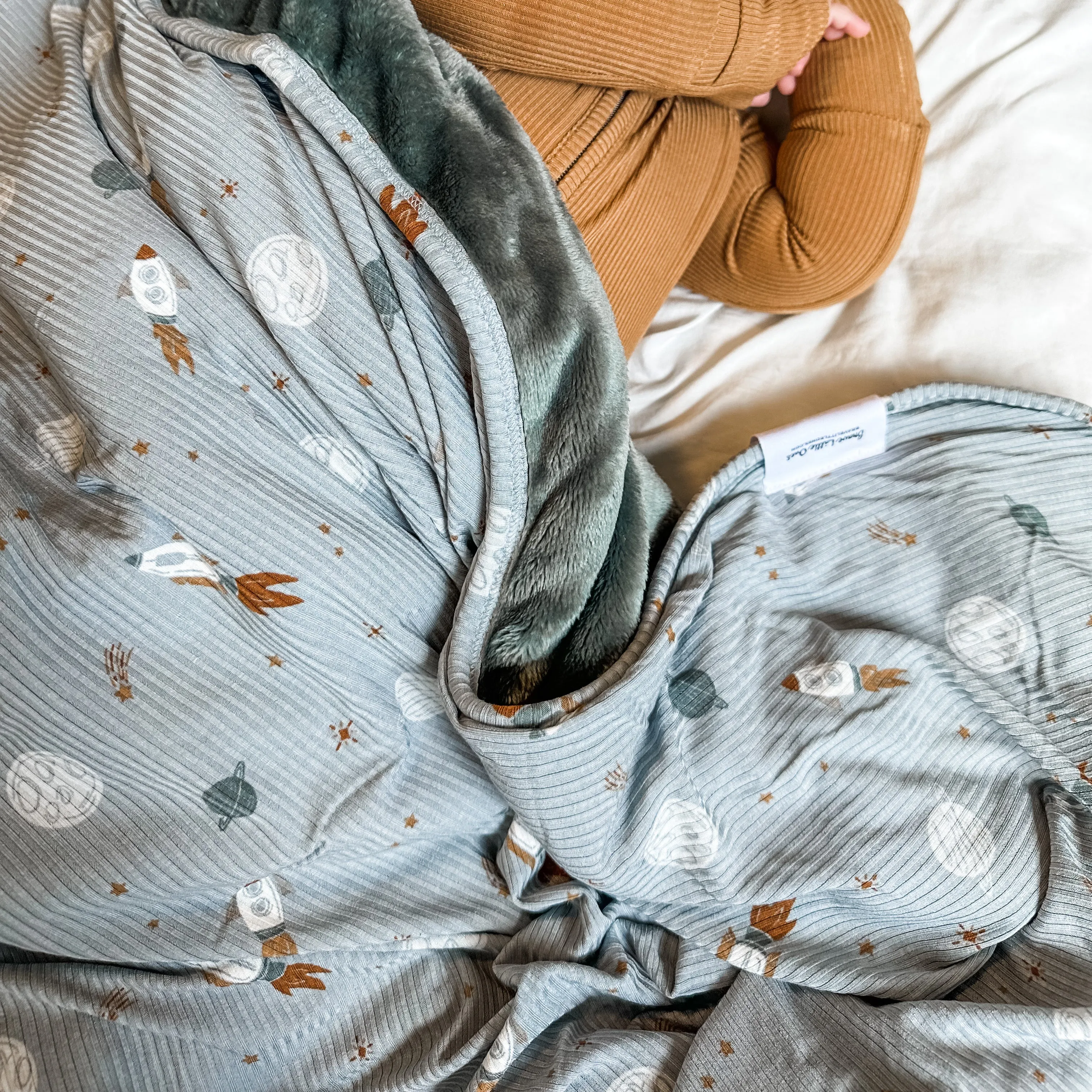 Space Explorers Small Ribbed Youth Blanket